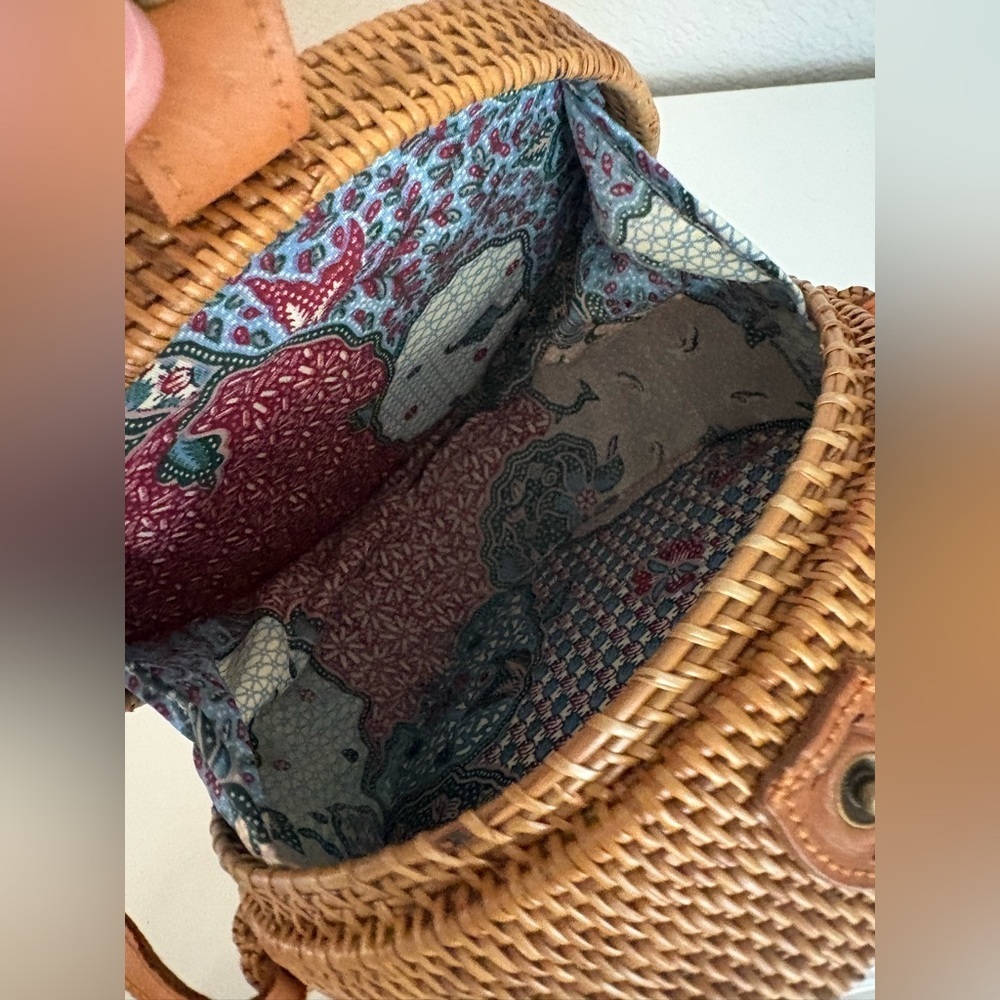 Woven Rattan circle bag ✨ crossbody - Picture 9 of 16